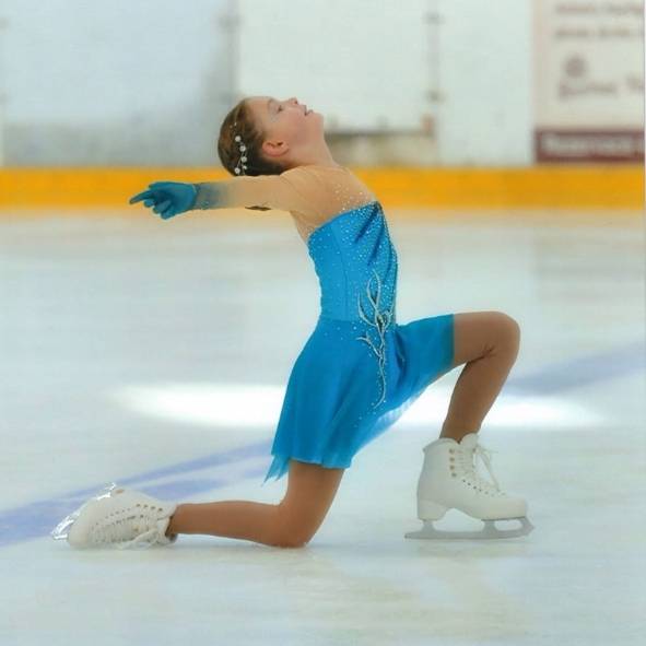 Naše žačka 5. ročníku Magdalenka Hanusová byla vybrána do dětské role v populárním ledním muzikálu Popelka na ledě, který se opět vrací na scénu v rámci nového turné 2025/2026. Z její účasti máme velkou radost.