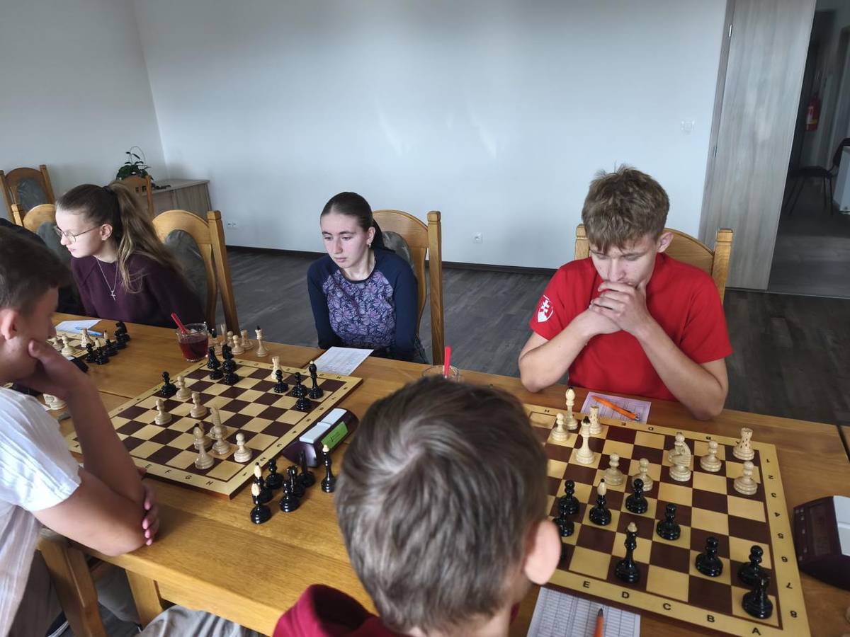 V 2. kole 4. ligy, skupiny D11, sme, v nedeľu, 26. októbra 2025, nastúpili v zápase proti tímu Kežmarok D na jeho pôde.