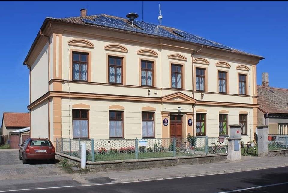 Dnes 27. října 2025 bude obecní úřad uzavřen z důvodu nemoci. V případě potřeby prosím kontaktujte starostu obce. Děkujeme za pochopení.