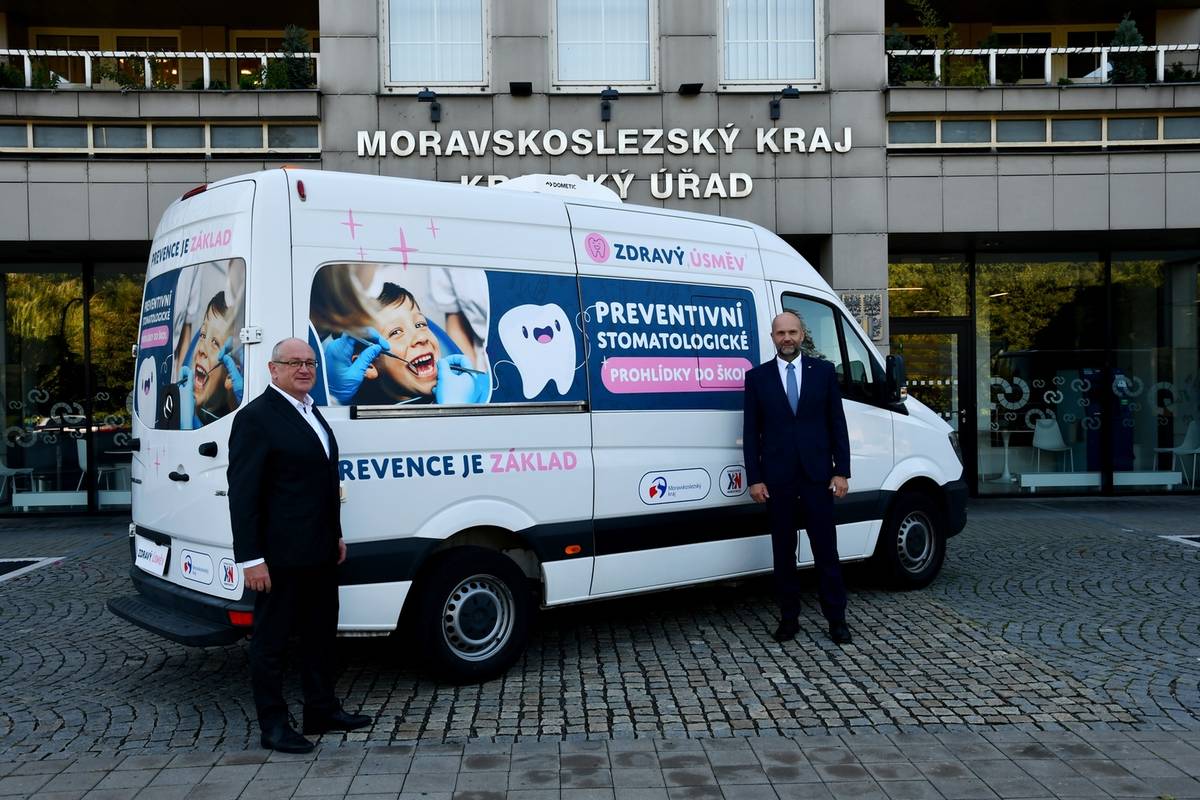 Dentobusem prošlo téměř 1000 dětí z deseti škol Moravskoslezského kraje