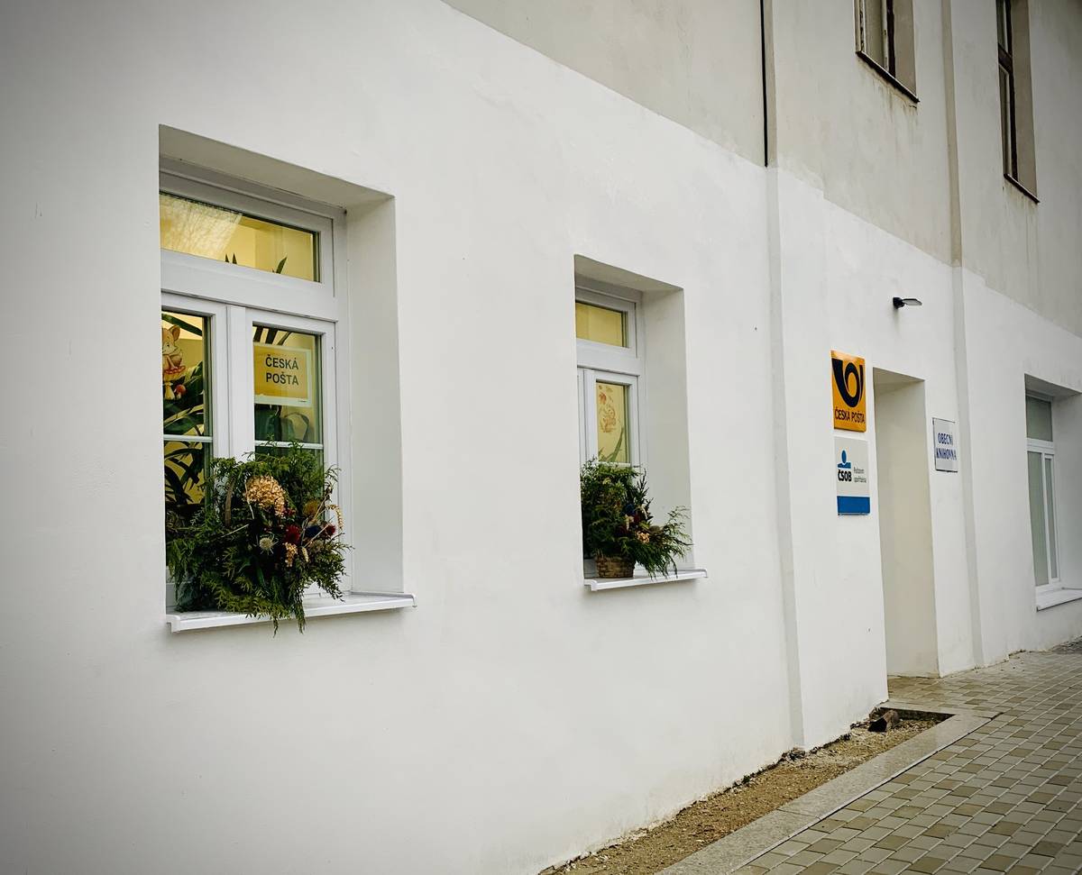 Dobrý den, kadeřnictví zahájí provoz dne 5. 11. 2025 v nových prostorách č.p. 54 - vchod naproti samoobsluze.  Objednávat se můžete u paní Brzulové na tel. čísle: 602 411 444. Jana Šťastná