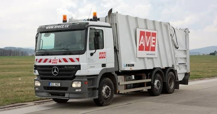 Máte vytaženou popelnici? Zítra 4.11. bude proveden svoz komunálního odpadu. Do odpadu nepatří plast, papír, bioodpad a kovy. Díky, že třídíte