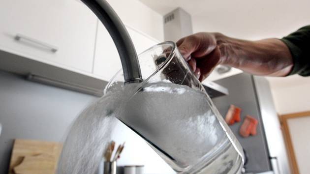 Na základě rozhodnutí Vodárny Kladno-Mělník a.s. ze dne 23.10.2025 zůstávají ceny vodného ve stejné výši jako v roce 2025 tj. 100,87 Kč/m3 včetně DPH.