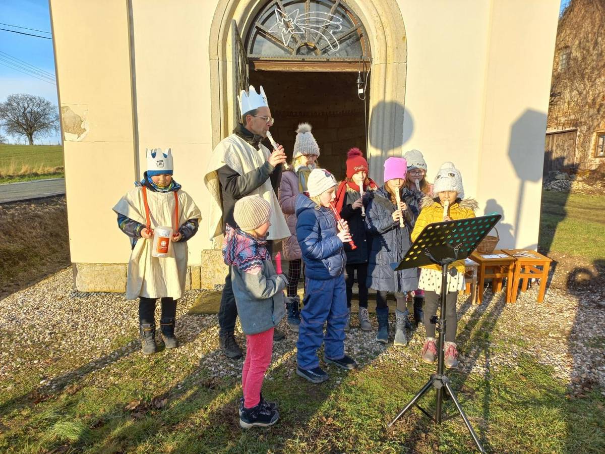 Tříkrálová sbírka v naší obci proběhla 7.1. 2023. Výtěžek TŘÍKRÁLOVÉ SBÍRKY 2023 v naší obci činil 7.130,- Kč  (pokladnička Litíč 3.980,-, pokladnička Nouzov 3.150,-)  Děkujeme všem, kteří přispěli.