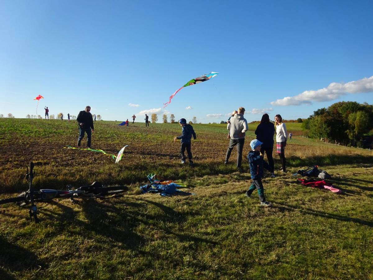 Do fotogalerie byly přidány fotografie z nedělní drakiády.   Odkaz níže.