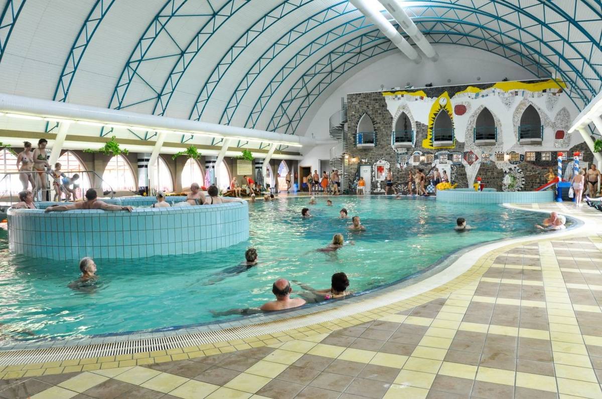 Autodoprava Pfeifer nabízí zájezd do termálních lázní Velký Meder a na Valašský jarmek. Více informaci níže.