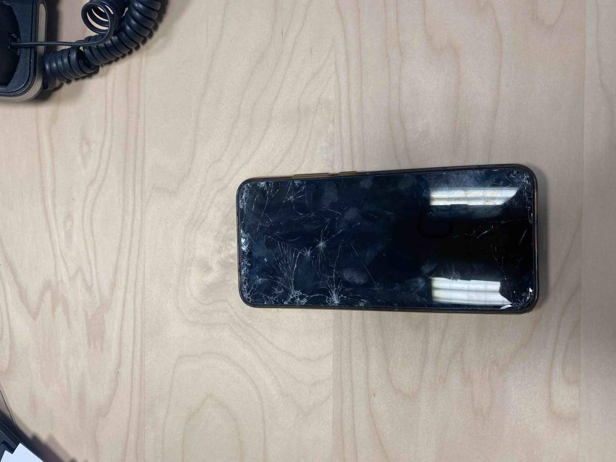 Dne 3.11.2025 byl v blízkosti areálu Zako Turčín nalezen telefon zn. Huawei, Redmi.  Nalezený telefon je uložen na obecním úřadě Provodov.