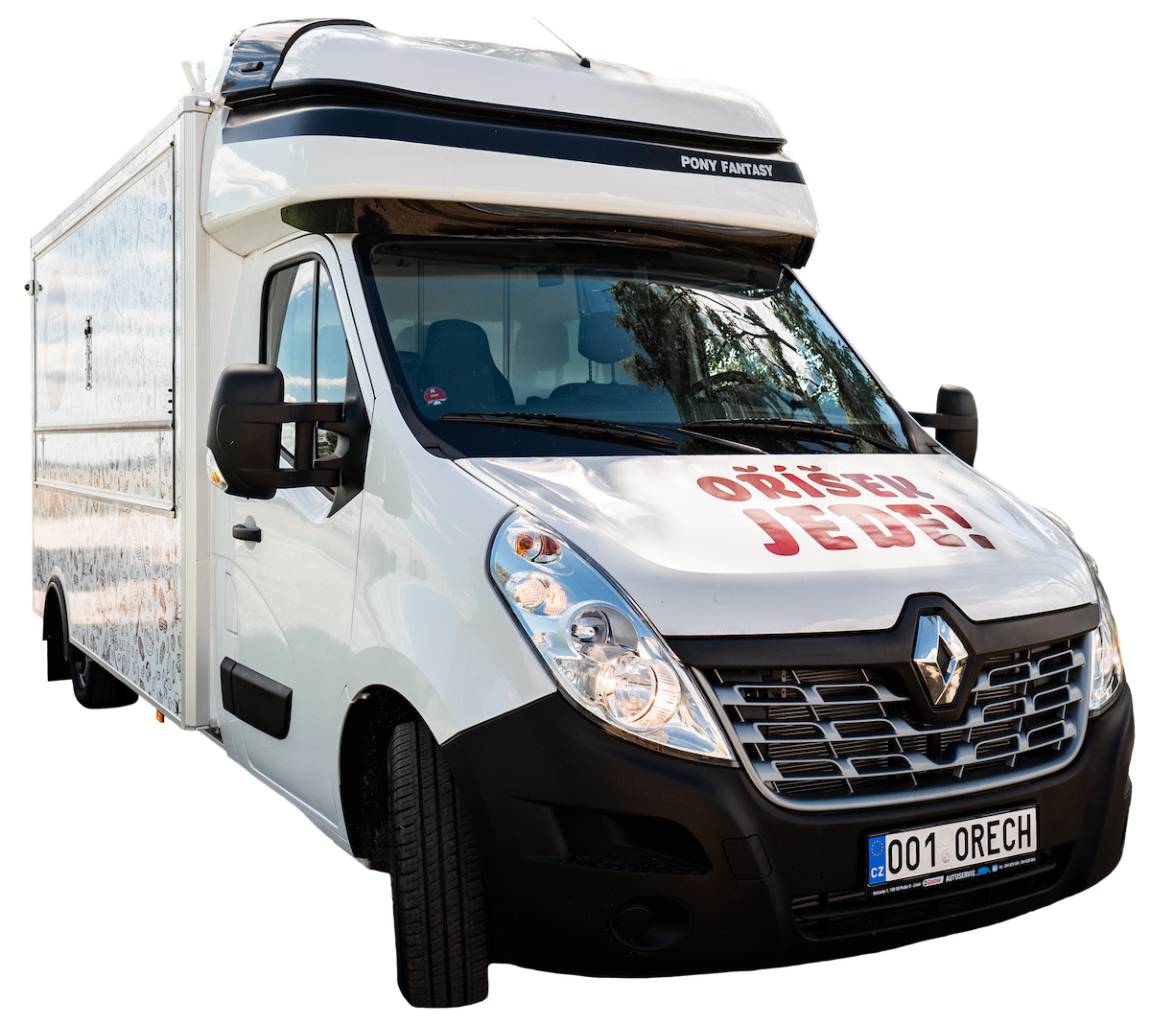 pojízdná prodejna s ořechy a sušenými plody