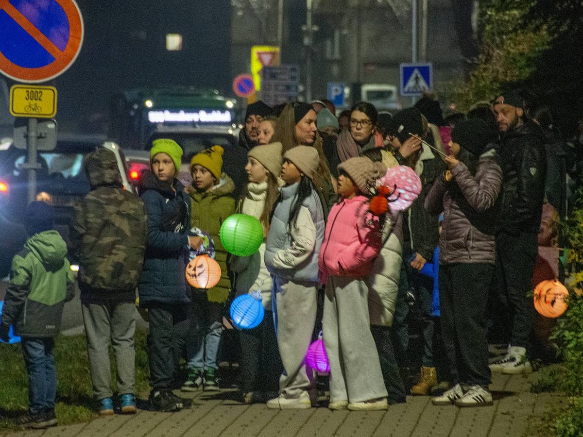 Lampionový průvod 2025 – děkujeme všem, kteří jste přišli.