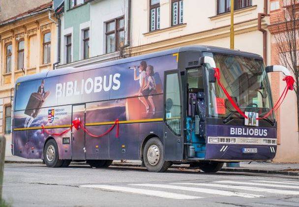 BIBLIOBUS Podtatranskej knižnice Poprad opäť príde do našej obce v utorok 11. novembra 2025 od 14:30 hod. do 15:00 hod. pred budovu obecného úradu.