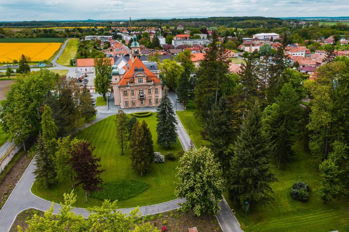 Zámecký park bude v pátek 14. 11. 2025 od 17 hodin uzavřen.