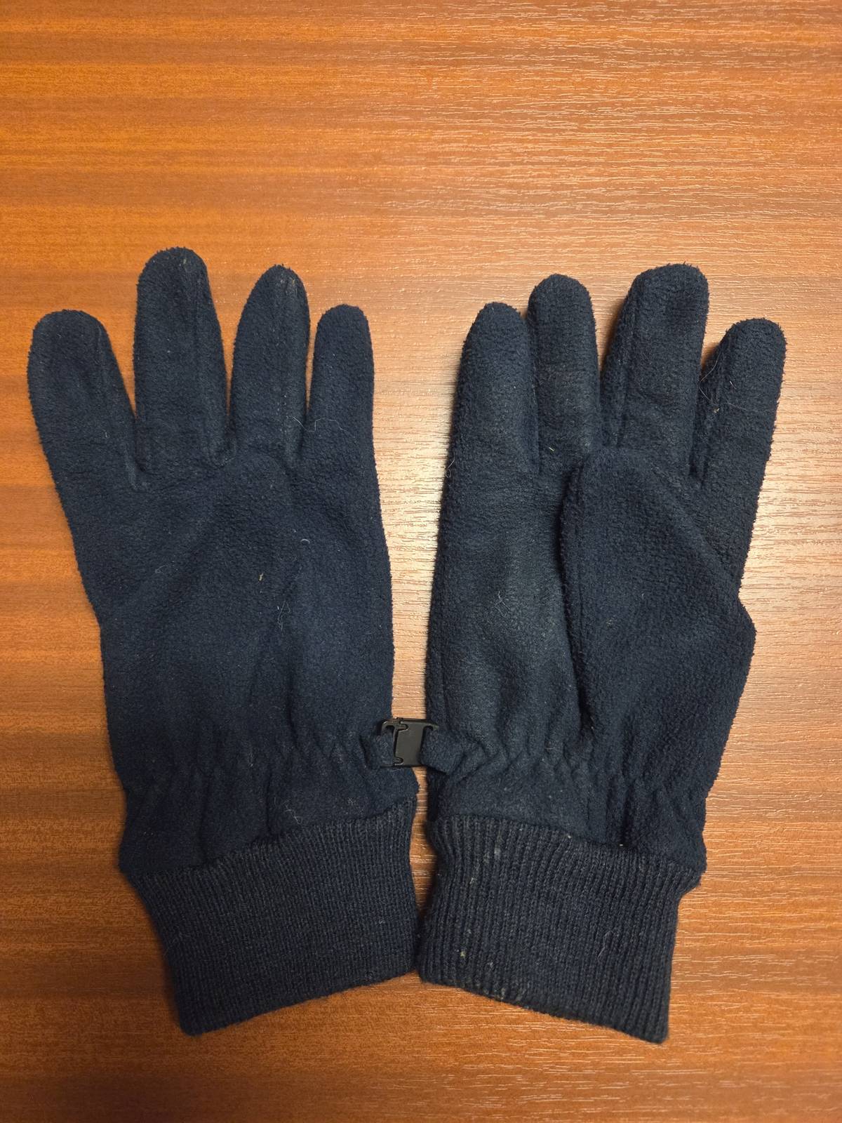 Po průvodu u příležitosti svátku svatého Martina byly nalezeny pravděpodobně dětské rukavice. K vyzvednutí jsou na úřadě městyse v úředních hodinách.