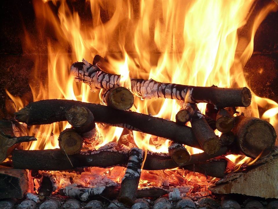 Obec Hrabovka a OZ Vĺčik srdečne pozývajú občanov na tradičné pálenie Ďura na Vrchoch dňa 27. apríla 2024 o 19.30 hod.  O občerstvenie je postarané!