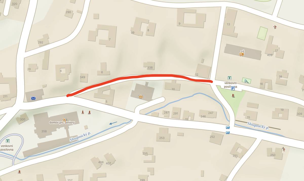 Oznamujeme občanům uzavírku místní komunikace od křižovatky u ZŠ a parlamentu až k hlavní silnici u pošty.