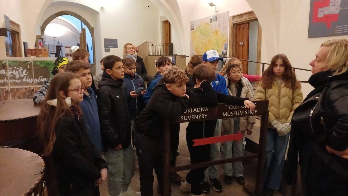 Dne 13. 11. se třída 5.A vydala do Husitského muzea v Táboře.