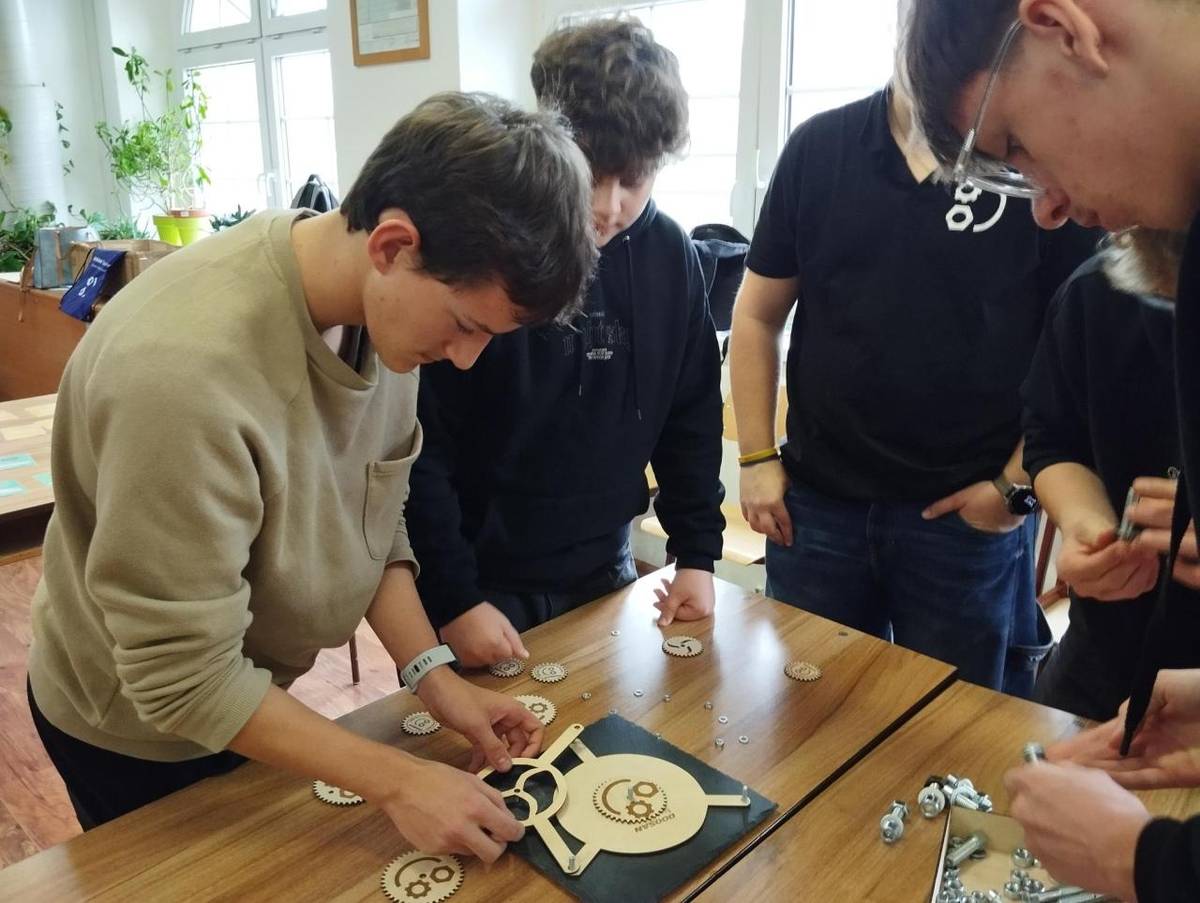 Deváťáci strávili celé dopoledne na střední škole.