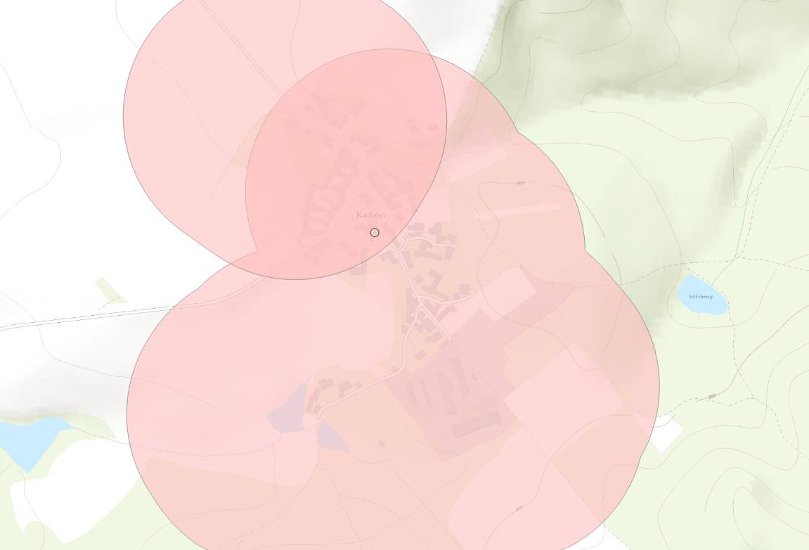 S účinností od 1.12.2025 je zakázáno odpalovat jakoukoliv pyrotechniku vyjma kategorie F1 (např. prskavky a bouchací kuličky) v blízkosti chovů zvířat.   Ministerstvo zemědělství zveřejnilo mapovou aplikaci, do které vložilo všechny registrované chovy. Vstoupit do ní můžete po kliknutí na níže uvedený odkaz.     https://agrigis.gov.cz/.../apps/instant/basic/index.html...