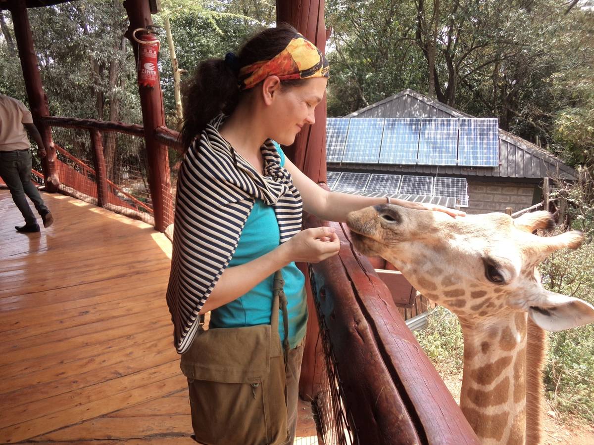 Přijďte zažít atmosféru Afriky naživo!     Čekají vás příběhy afrických dobrodružství s Hanou Hindrákovou, bývalou dobrovolnicí, která se zamilovala do Keni.