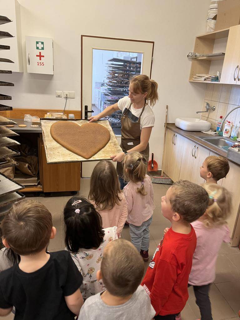 Děti z MŠ a PT navštívily perníčkárnu v Počepicích.