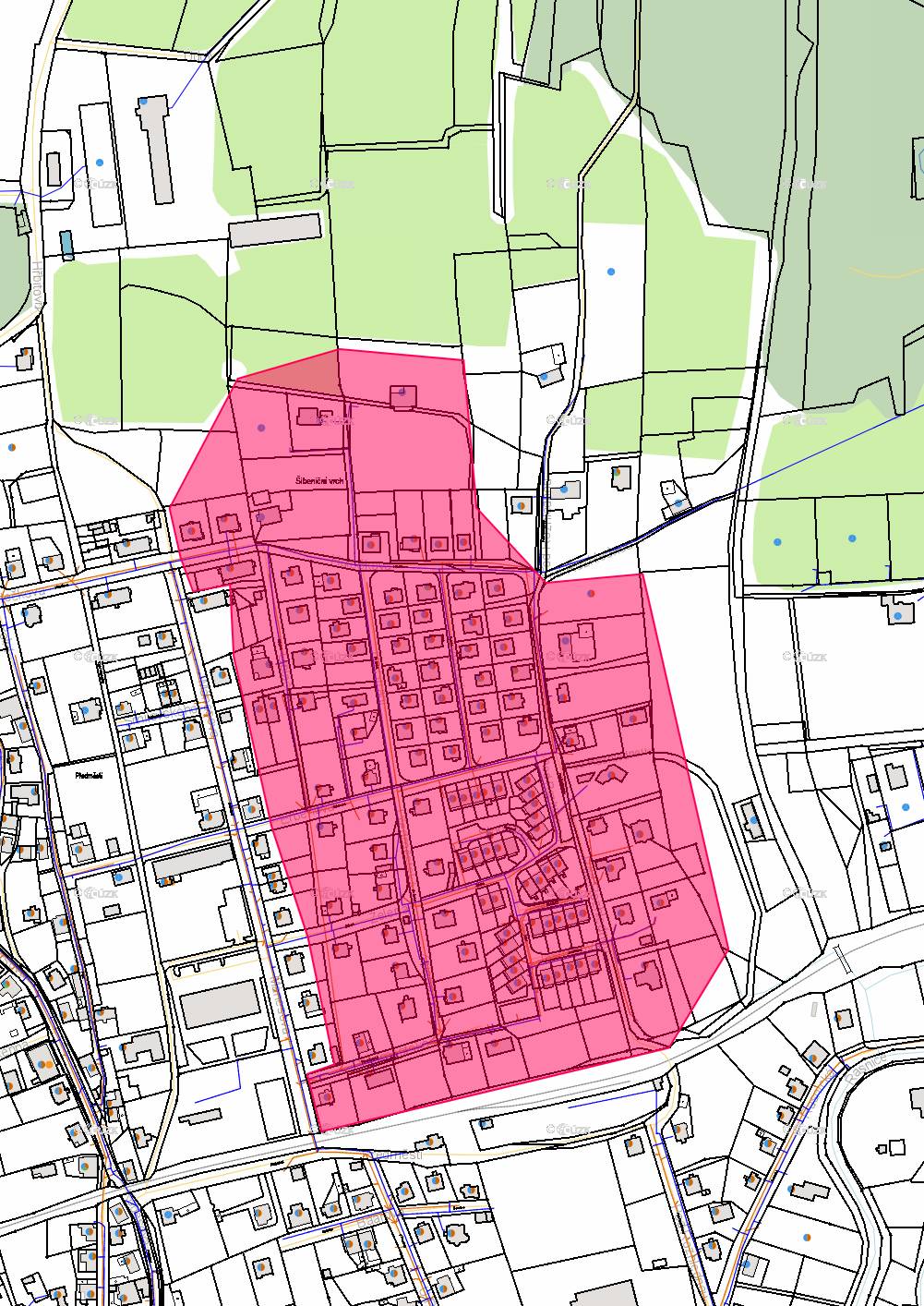 Zítra, dne 25. 11. 2025, dojde z důvodu havárie vodovodního řadu k přerušení dodávky pitné vody v části města Frýdlant – Předměstí 💧. 📍 Dotčené ulice (dle vyznačené oblasti): Pod Rozhlednou, Erbenova, Na Stráni, Vysoká, Oblačná, Předměstská, Holečkova, Mánesova, Slunečná, Skřivánčí a Jasmínová. ⏰ Předpokládaná doba přerušení dodávky: 8:00–12:00 hod. (na dobu nezbytně nutnou k opravě poruchy) 📲 Dotčeným odběratelům byla o omezení dodávky zaslána SMS zpráva. 🔧 Po provedení opravy bude Frýdlantskou vodárenskou společností, a.s. provedeno odkalení vodovodních řadů v dotčené oblasti. Zákazníkům doporučujeme odtočení vody z vnitřních rozvodů a přípojky. Za případné vzniklé potíže se všem předem omlouváme a děkujeme za pochopení. Frýdlantská vodárenská společnost, a.s.