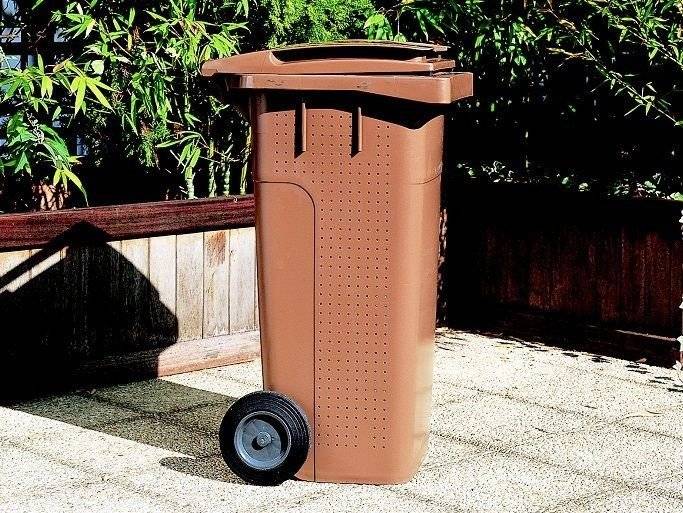 Vážení občané, z důvodu mrazů se svoz bioodpadu 25.11.2025 odkládá. O náhradním termínu svozu budete včas informováni. Předpoklad první polovina prosince.  Děkujeme za pochopení   MěÚ Mšeno