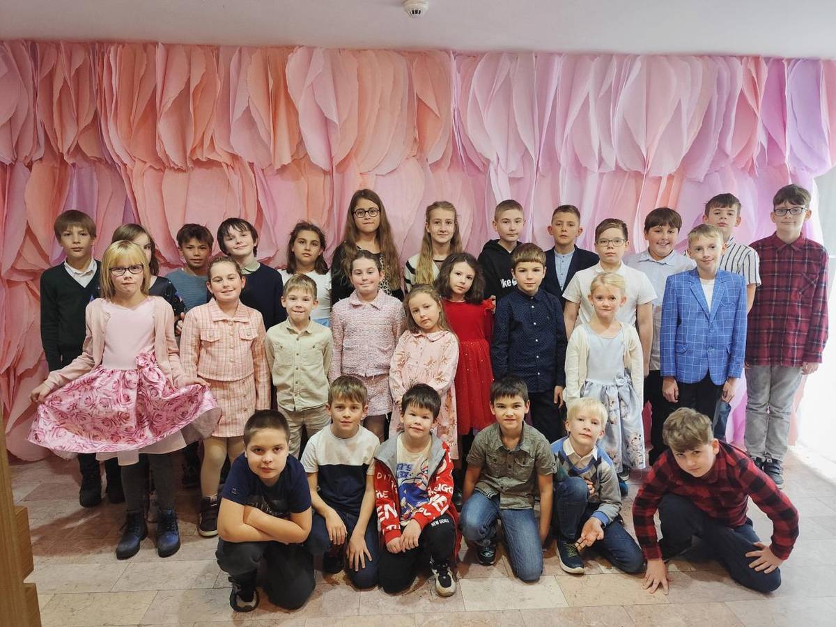 Krásný a dojemný příběh "Sněhová královna" jsme s dětmi viděli v Novém Jičíně v Beskydském divadle.