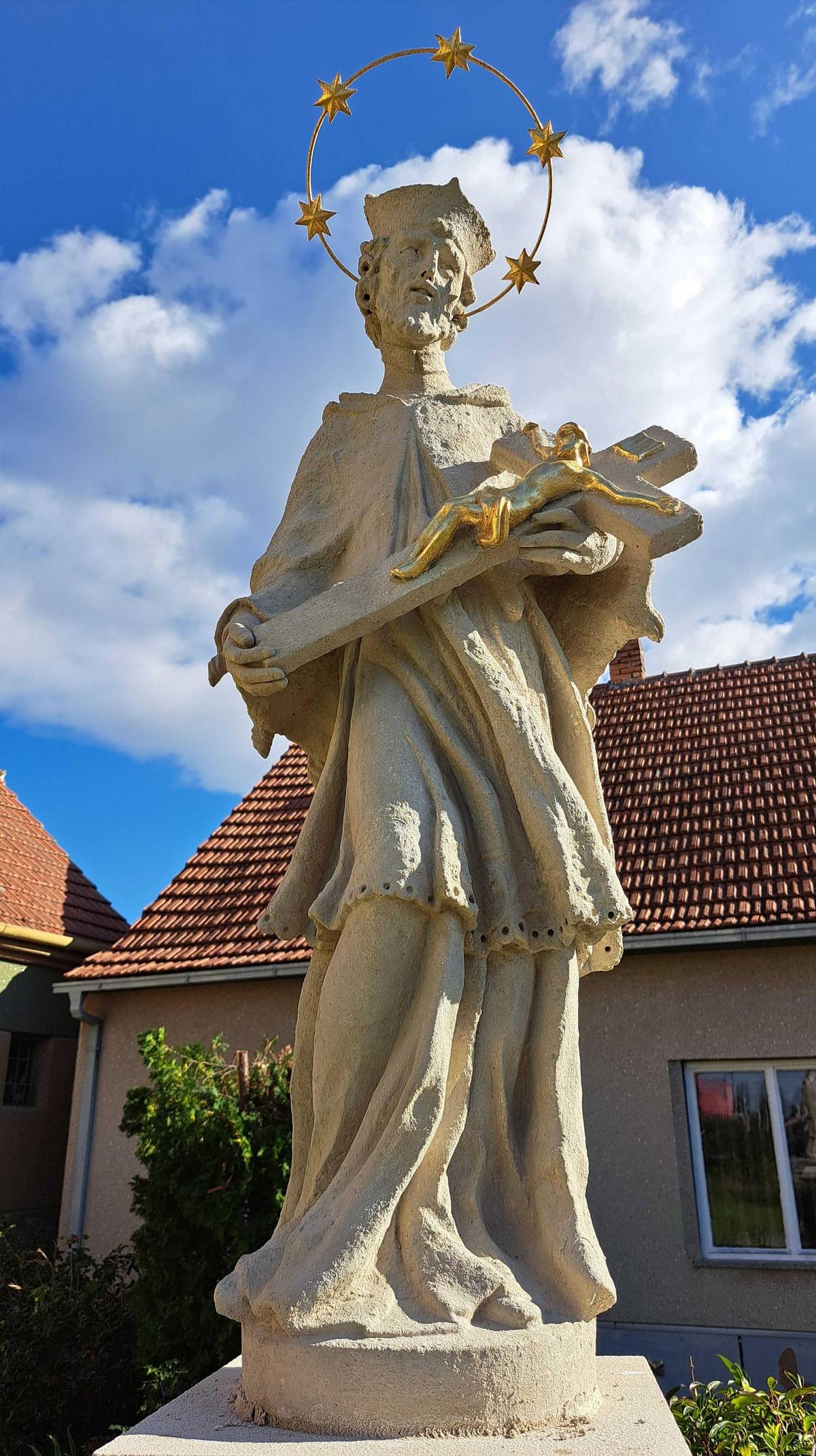 V letošním roce byla za finanční spoluúčasti Ministerstva zemědělství v rámci dotačního podprogramu 129 672 Údržba a obnova stávajících kulturních prvků venkovské krajiny I., restaurovaná socha sv. Jana Nepomuckého, kulturní památka, ÚSKP – 14584/7-1796, katalogové číslo 1000124977, která se nachází na ulici Dolní.  Z celkových skutečně vynaložených výdajů na realizaci projektu 197 954,19 Kč, bylo hrazeno z dotačního podprogramu Ministerstva zemědělství 132 327 Kč.