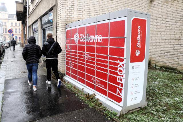 Nekontrolované umísťování výdejních boxů ve veřejném prostoru vytváří optické bariéry, zvyšuje množství reklamního smogu a komplikuje bezpečný pohyb v ulicích. Přerov proto mění svůj tržní řád a zavádí regulaci, která stanoví, kde mohou být tyto schránky umístěny.                               Číst dál...