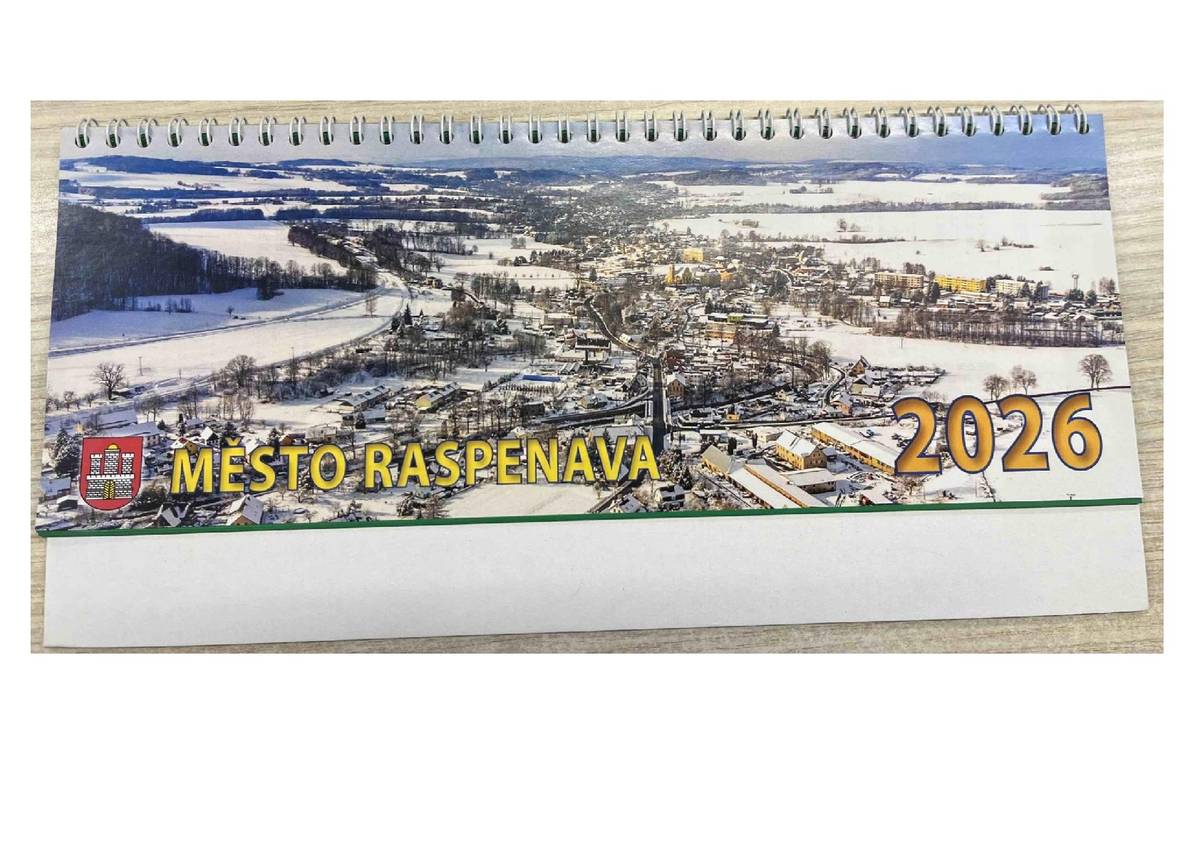 V městské knihovně je k zakoupení stolní kalendář s fotografiemi Raspenavy. Cena je 80,- Kč.