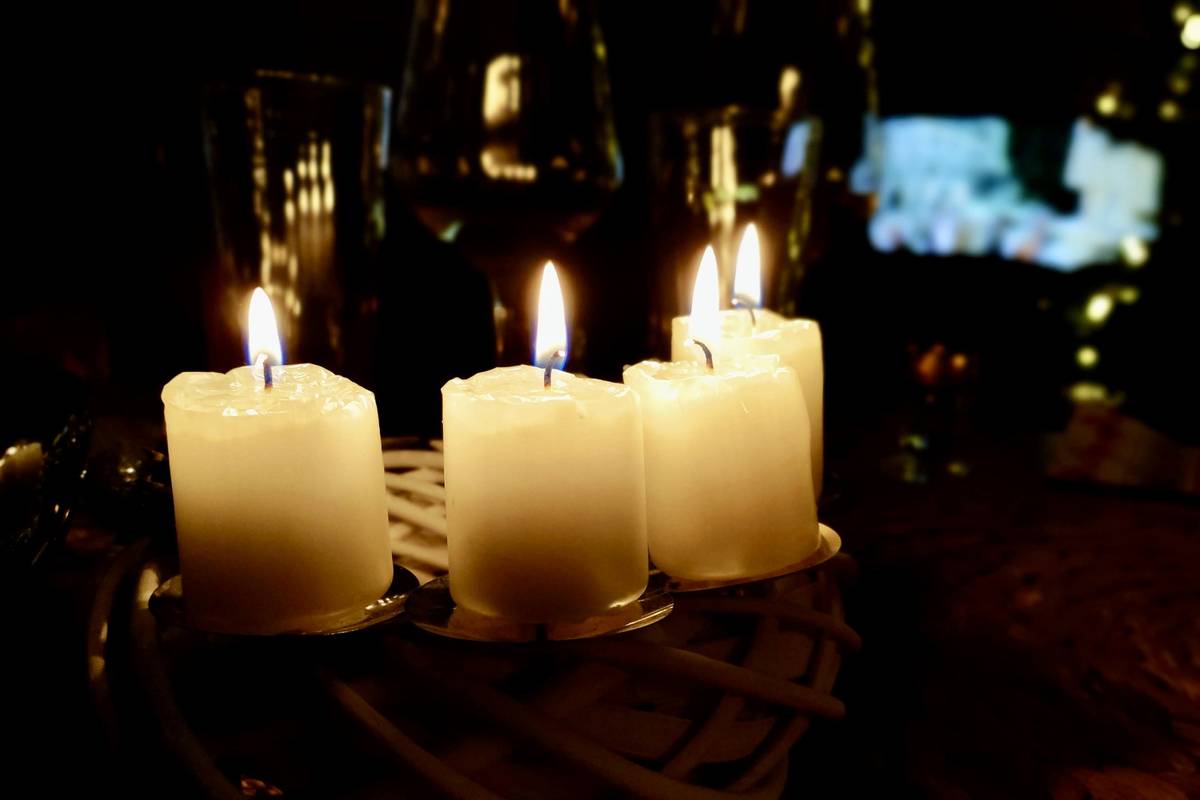 Pátek 28. listopadu  KINO Zrození alchymistky - 17 hod. Na horách - 20 hod. OSTATNÍ AKCE Zahájení adventu - Staroměstská ulice - 16 hod. KONCERT Adventní koncert skupiny Roháči - evangelický kostel - 18 hod. Sobota 29. listopadu  KINO Zootropolis: Město zvířat 2 – 15 hod. Bubák – 17 hod. Predátor: Nebezpečné území – 20 hod. Neděle 30. listopadu KINO Zootropolis: Město zvířat 2 – 15 hod. Zrození alchymistky – 17 hod. Na horách – 20 hod. Změna programu vyhrazena.