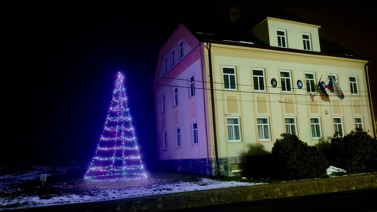 Přejeme krásnou 1.adventní neděli.