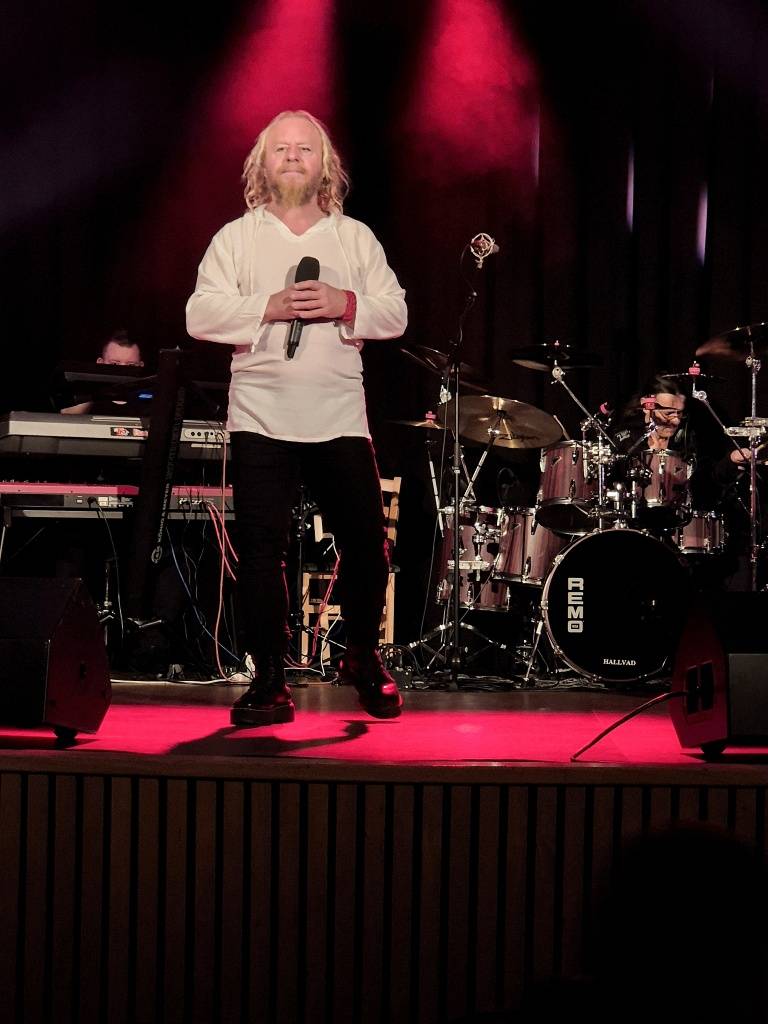 V pátek 28. listopadu se žáci 5. až 9. třídy zúčastnili zkrácené verze muzikálu Jesus Christ Superstar.