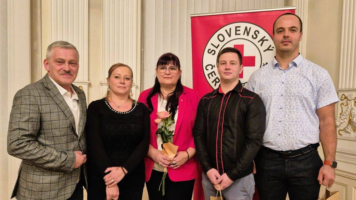 Vo štvrtok 27. novembra 2025 o 15.00 hod. sa v historickej radnici mesta Spišská Nová Ves uskutočnil slávnostný aktív odovzdávania plakiet prof. MUDr. Jana Janského bezpríspevkovým darcom krvi z mesta a okresu Spišská Nová Ves. Podujatie zorganizoval tradične Slovenský Červený kríž, územný spolok Spišská Nová Ves, v spolupráci s mestom Spišská Nová Ves.