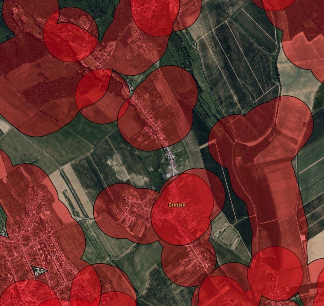 Omezení používání pyrotechniky od 1. 12. 2025 Od 1. prosince 2025 začala platit novela zákona o pyrotechnice, která má za cíl zvýšit bezpečnost lidí i zvířat, hlavně během období kolem Vánoc a Nového roku. Co se mění? Cílem těchto změn je chránit zdraví, předcházet úrazům a omezit stres u lidí i zvířat. Mapa obce Břestek s vyznačenými zónami se zákazem použití pyrotechniky vyšší kategorie než F1. Odkaz na úplnou mapu zde.