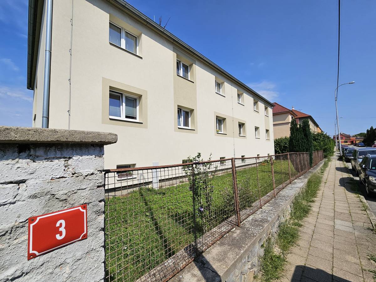 Odbor správy majetku Městského úřadu Boskovice oznamuje občanům možnost pronájmu obecního bytu. Byt č. 3 o velikosti 1+1 v 1. podlaží domu č. p. 1295 na ul. Jiráskova č. 3 v Boskovicích.