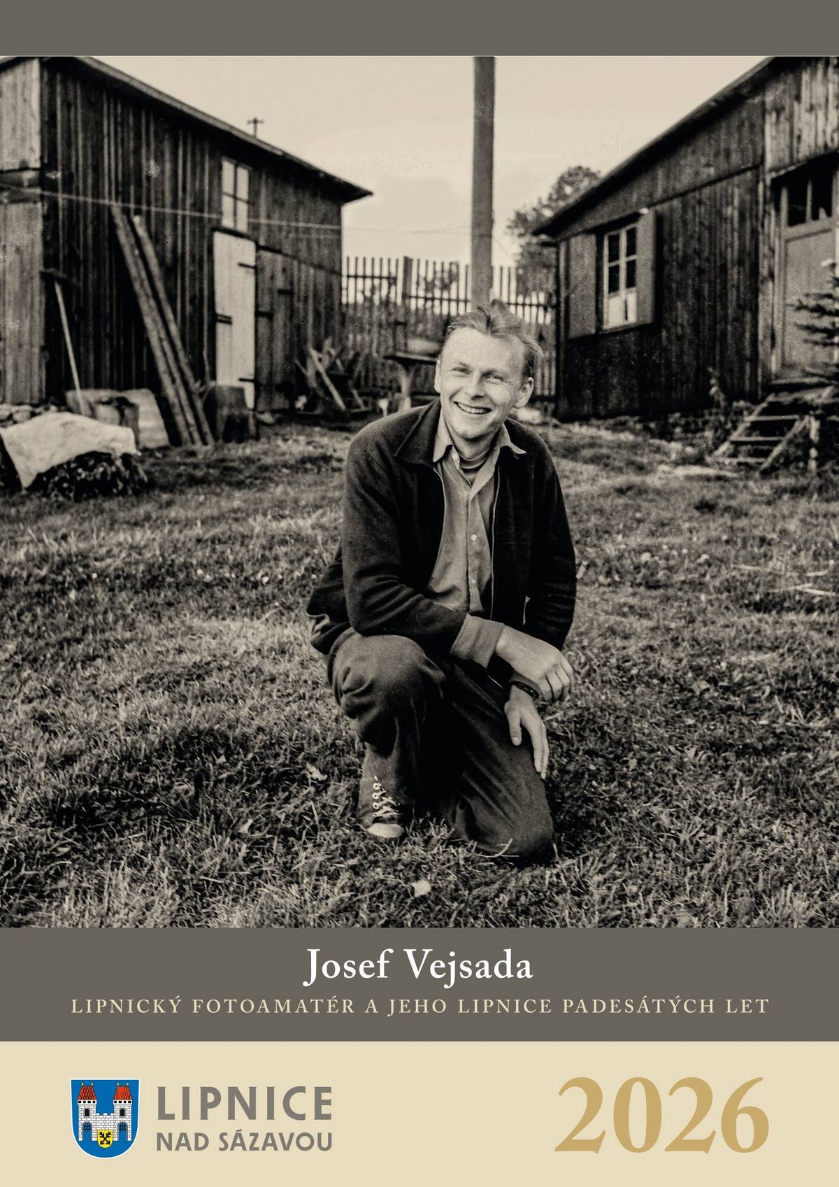 Lipnický nástěnný kalendář na rok 2026 je již v prodeji v kanceláři městského úřadu. Tentokrát je sestavený z fotografií lipnického fotoamatéra Josefa Vejsady.  Cena 150 Kč. Kalendář bude ke koupi také na Předvánočním setkání 6.12. v amfiteátru a na některých dalších prosincových akcích ve městě.