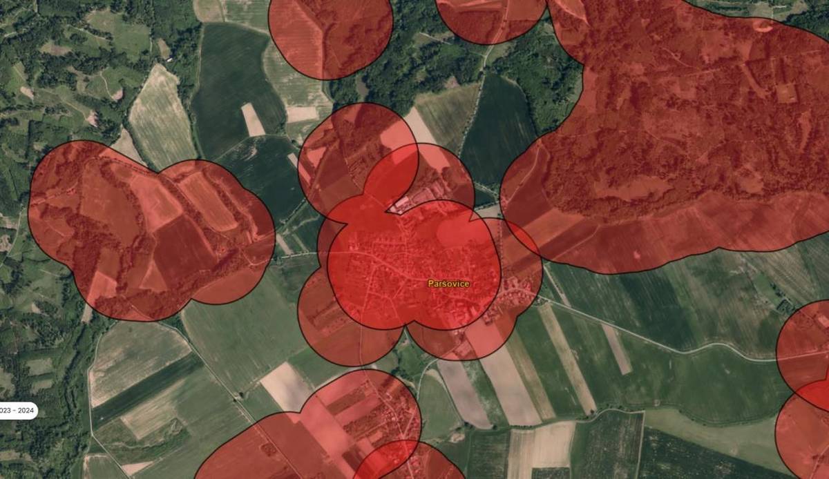 Od 1. prosince 2025 jsou v Paršovicích a okolí stanoveny zóny, ve kterých je zakázáno zacházet s pyrotechnickými výrobky. Výjimku tvoří pouze výrobky kategorie F1 podle nového ustanovení v zákoně o pyrotechnice. Pro podrobnosti a zobrazení zakázaných zón navštivte příslušné odkazy.
