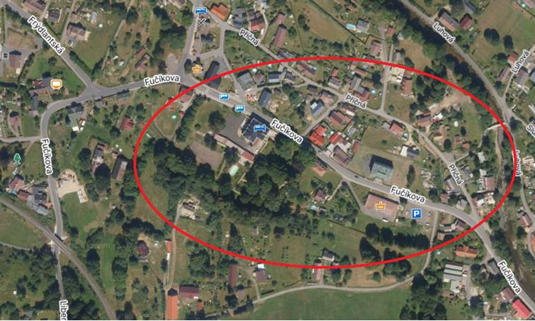 Vážení spoluobčané, milí sousedé, v rámci akce společnosti ČEZ Distribuce, a. s. došlo v souvislosti s výměnou trafostanice v ulici Příčná k výpadku části veřejného osvětlení. Z tohoto důvodu je nyní v části ul. Fučíkova (od Zámečku na křižovatku u č.p. 474) veřejné osvětlení mimo provoz. Správce veřejného osvětlení již na odstranění tohoto problému pracuje. Vzhledem ke komplikacím s opětovným připojením předpokládáme, že veřejné osvětlení v této lokalitě bude znovu zprovozněno v první polovině příštího týdne. Děkujeme za pochopení a trpělivost.