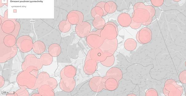 Od 1.12.2025 ze zákona platí omezení, na kterých místech je možné používat pyrotechniku.   Mapa zón se zákazem na Provodově je na obrázku.  Věnujte tak pozornost níže uvedenému článku.
