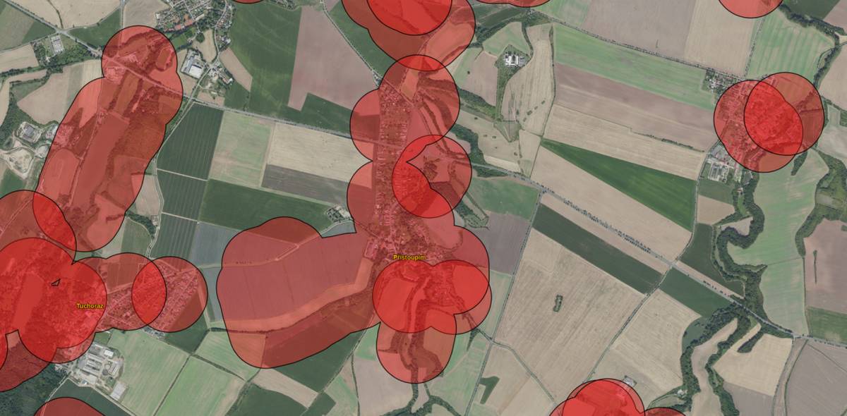Od 1. 12. 2025 platí nová pravidla pro používání pyrotechniky! Novela zákona výrazně omezuje odpalování ohňostrojů, silných petard a další hlučné pyrotechniky.