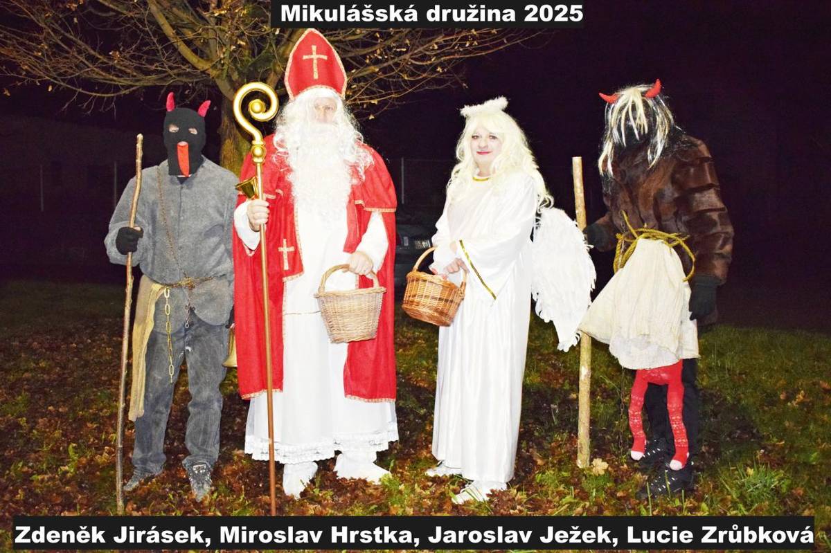 Mikulášská družina, složená z členů hasičského sboru, se vydala na svou tradiční pochůzku obcí. Jejím cílem je potěšit místní obyvatele a přinést do jejich domovů vánoční atmosféru.