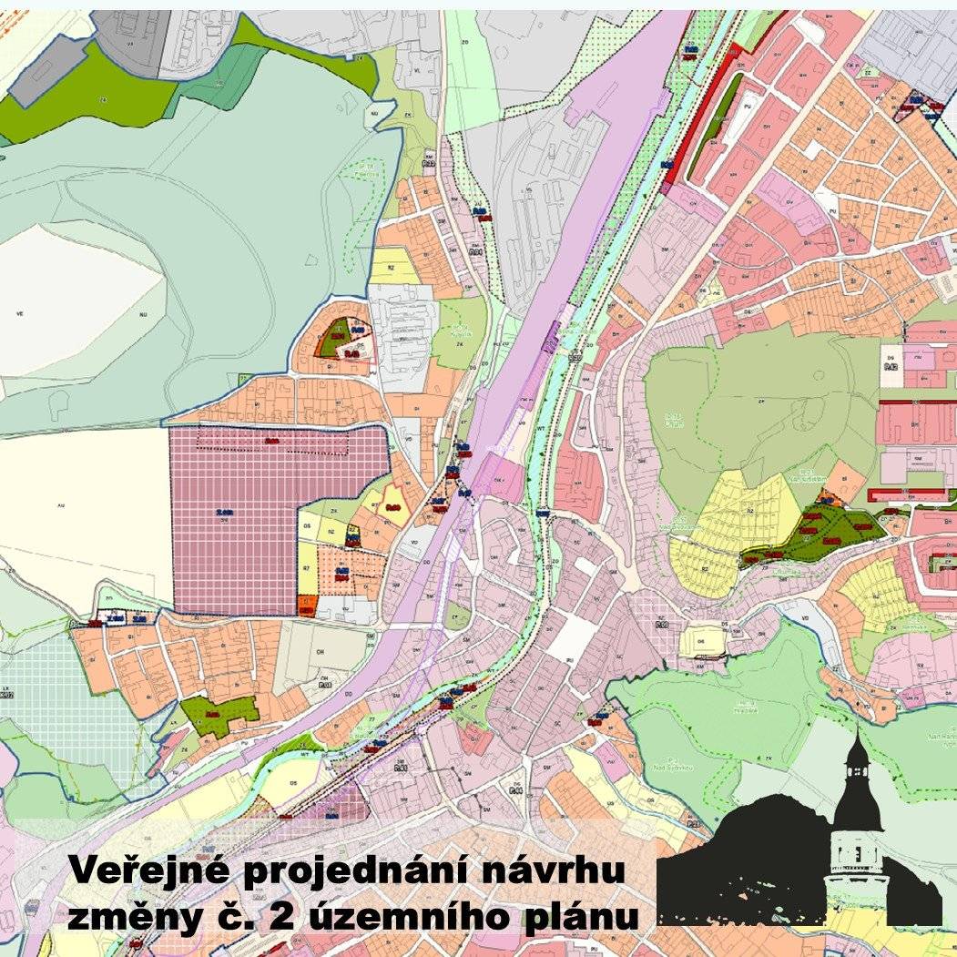 Vážení občané,    zveme Vás na opakované veřejné projednání návrhu změny č. 2 územního plánu, které se uskuteční v úterý 9. prosince 2025 od 15:00 hodin ve velké zase zasedací místnosti radnice (vchod z ul. M. Majerové).      Přítomen bude i projektant územního plánu. Nahlédnout do návrhu můžete na webových stránkách města, nebo se dostavit osobně do kanceláře č. 207 v ulici Seifertova 1.      Domluva mimo úřední hodiny je možná na tel. čísle 417 810 884.     Připomínky a námitky lze podávat jen k částem, které byly změněny, a to do 16.12.2025.     Veřejné projednání bude možné sledovat on-line.