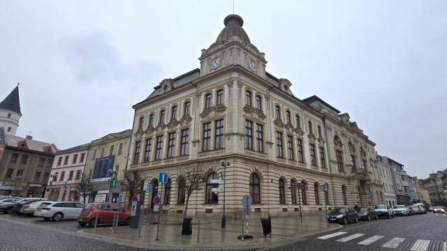 Letošní poslední jednání přerovského zastupitelstva se uskuteční v pondělí 15. prosince ve 12 hodin ve velkém sále Městského domu. Přímý přenos z jednání mohou zájemci sledovat na webových stránkách města www.prerov.eu a v Televizi Přerov. Seznamte se s materiály, o nichž budou jednat.                               Číst dál...