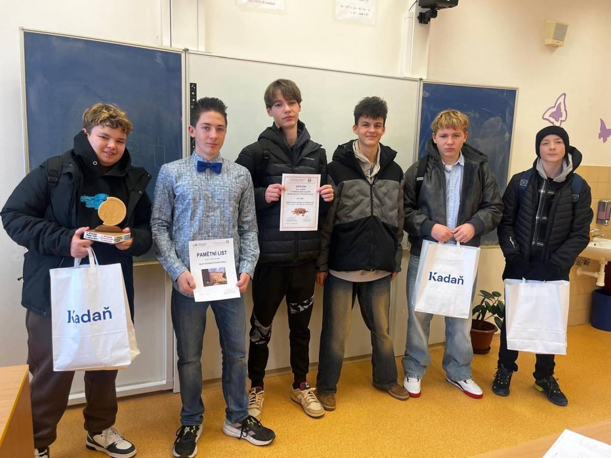 Dva týmy z naší školy se zúčastnily místního kola soutěže Mladý ekonom a dosáhly výsledků, na které můžeme být právem hrdí.