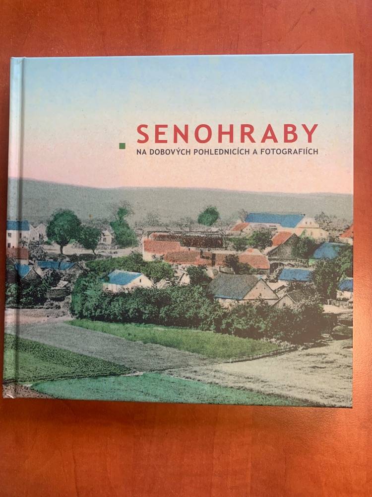 Tip na krásný vánoční dárek může být druhé vydání knihy o Senohrabech.   Dobové fotografie, zajímavé texty a informace.  K zakoupení na obecním úřadě za 380,- Kč.