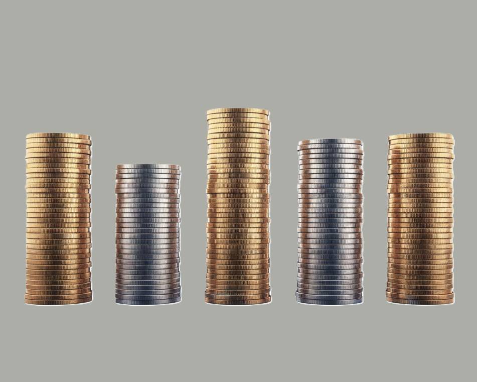 Zastupitelé města Hlučína schválili ve čtvrtek 11. prosince rozpočet na rok 2026, který je sestaven jako vyrovnaný a navazuje na dlouhodobou snahu vedení města řídit veřejné prostředky odpovědně a transparentně. Město bude v příštím roce hospodařit s celkovými zdroji ve výši 470,6 milionu korun, přičemž příjmy dosahují 435,5 milionu. Potřebné finanční prostředky na plánované výdaje ve výši 465 milionů město doplní prostřednictvím vlastního financování ve výši 29,6 milionu korun. Tyto prostředky pocházejí zejména z minulých let a zajistí vyrovnanost rozpočtu bez čerpání nových dlouhodobých úvěrů. Více na: https://bit.ly/48DQieU   #hlucin #mestohlucin #rozpocetnarok2026