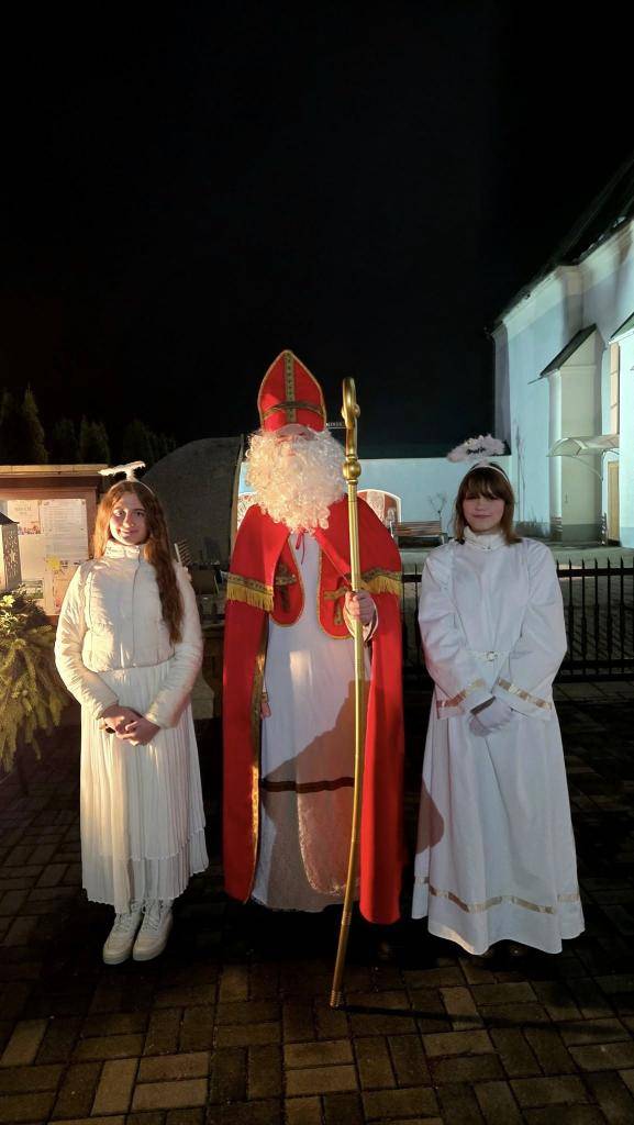 Dňa 6. 12. 2025 sa v našej obci konalo krásne mikulášske podujatie pre deti. Atmosféru naplnili radosť, úsmevy a predvianočná pohoda.