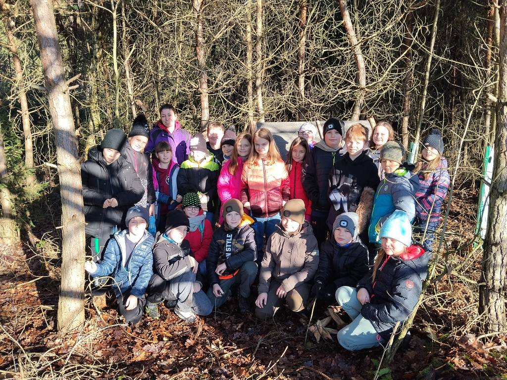 V dnešní krásný slunečný den vyrazili žáci 4. třídy do přírody.