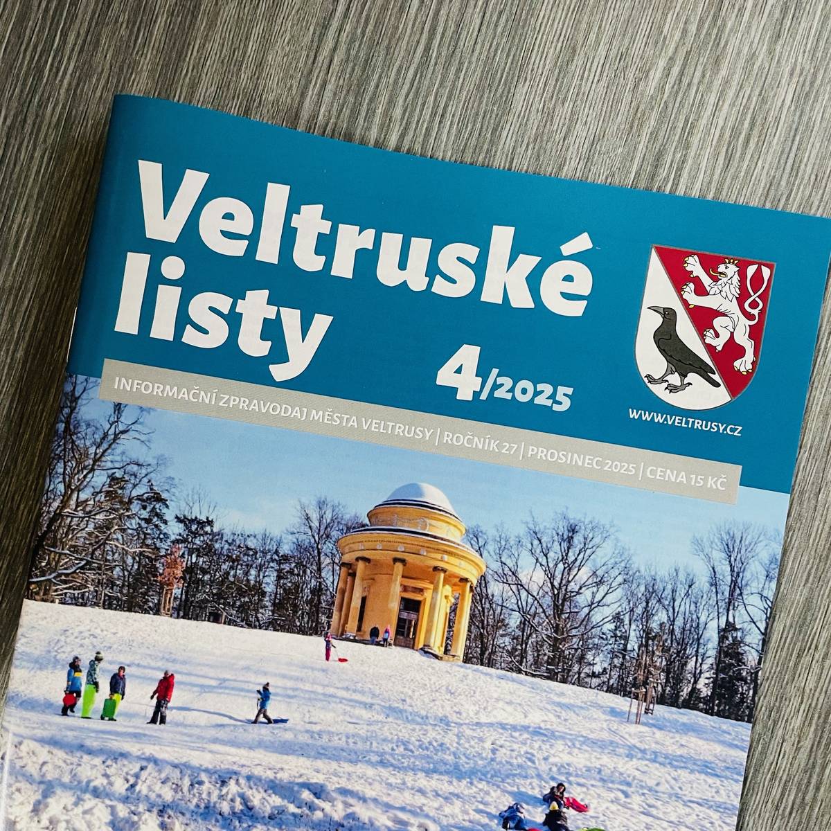 ...opět v podatelně MěÚ (v úředních hodinách), v řeznictví Kohout, v prodejně u Purnochů a v samoobsluze U Tomáše a Lindy. Dostanete je také v Módním mixu Jindry Hlaváčkové.