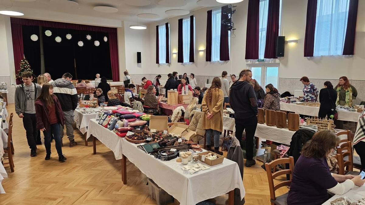 Druhá adventní neděle byla ve znamení Vánočního jarmarku a adventního koncertu v kostele svaté Markéty.